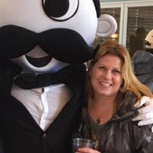 Meet your Posher, Traci